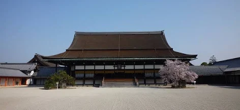7.2 Free Imperial Palace and Nijo castle  Afternoon Tour